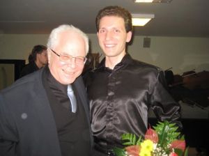 1723168_611780542287326_2860677183769338159_n[1]