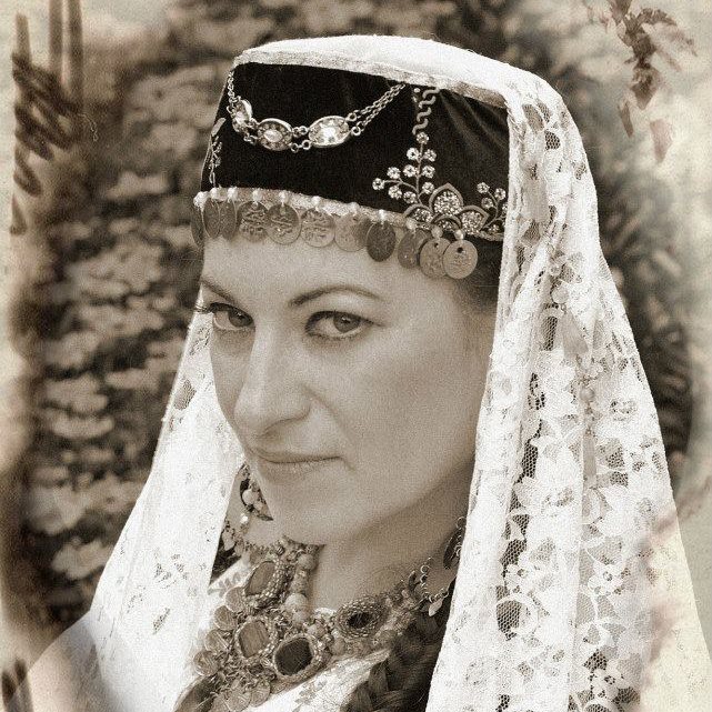 426302_446711592048299_517204439_n